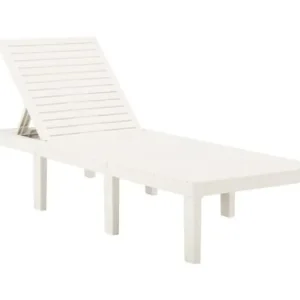 Witte plastic loungestoel